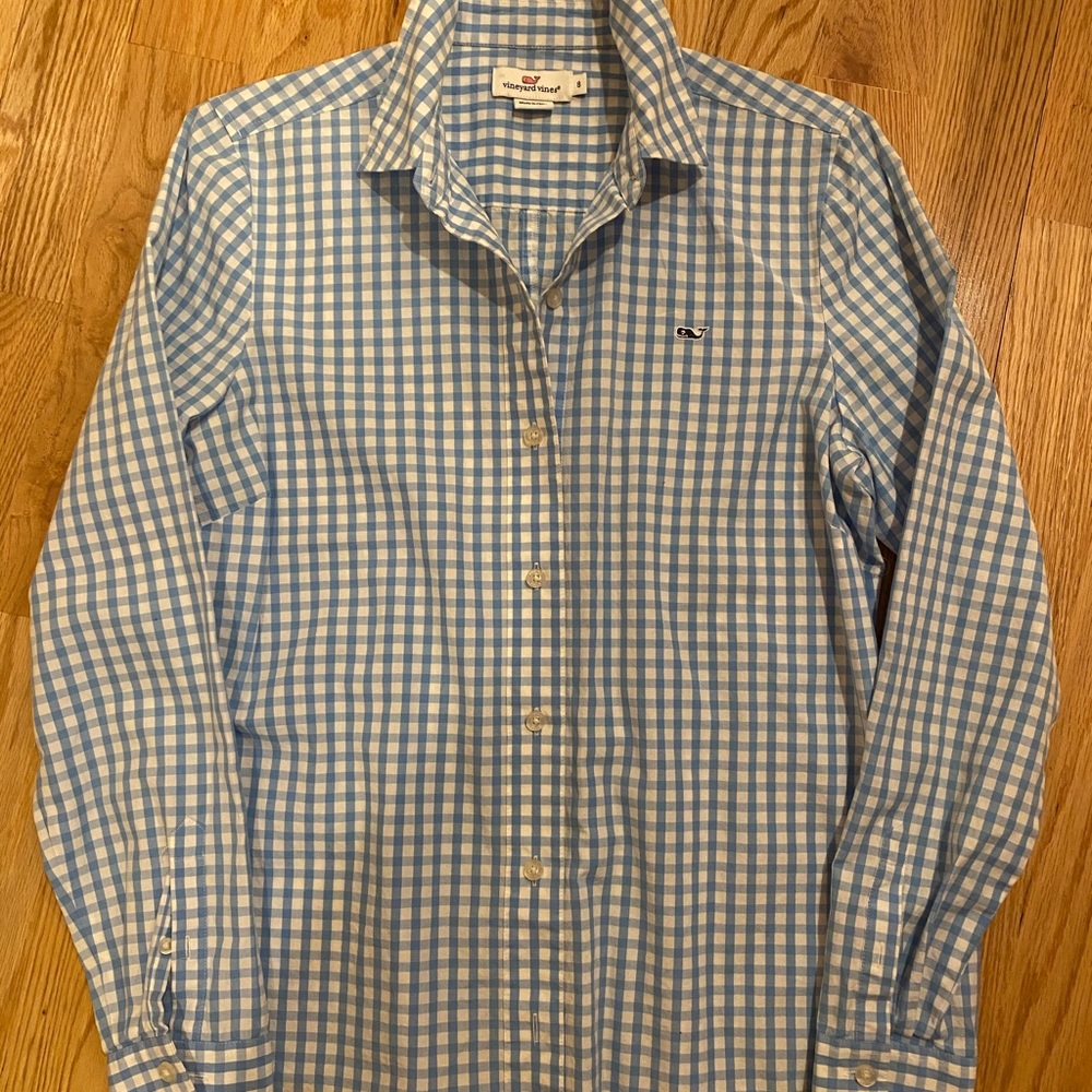 Vineyard Vines Button Down - image 3